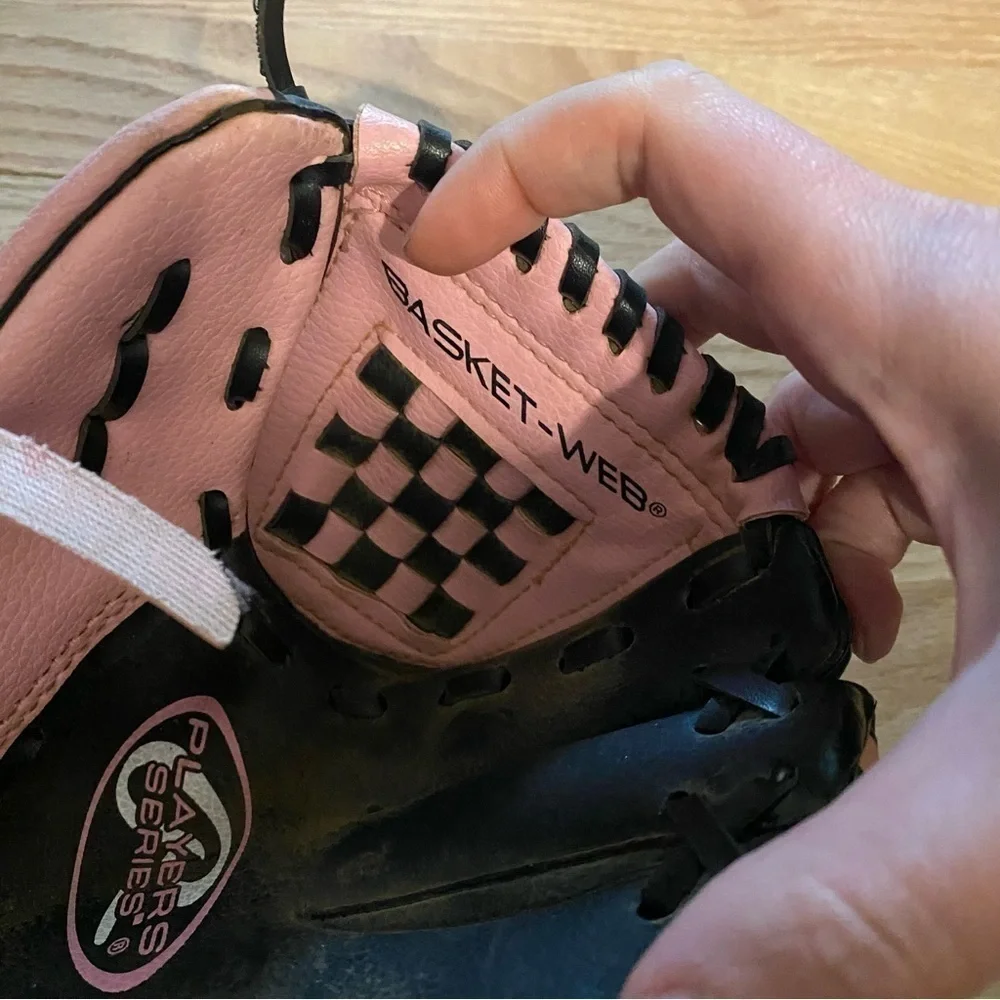 Rawlings right handed